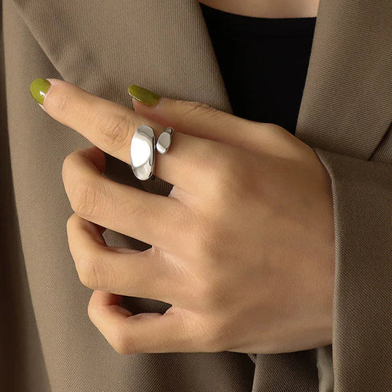 Minimalist Open Ring MIRELLIEN