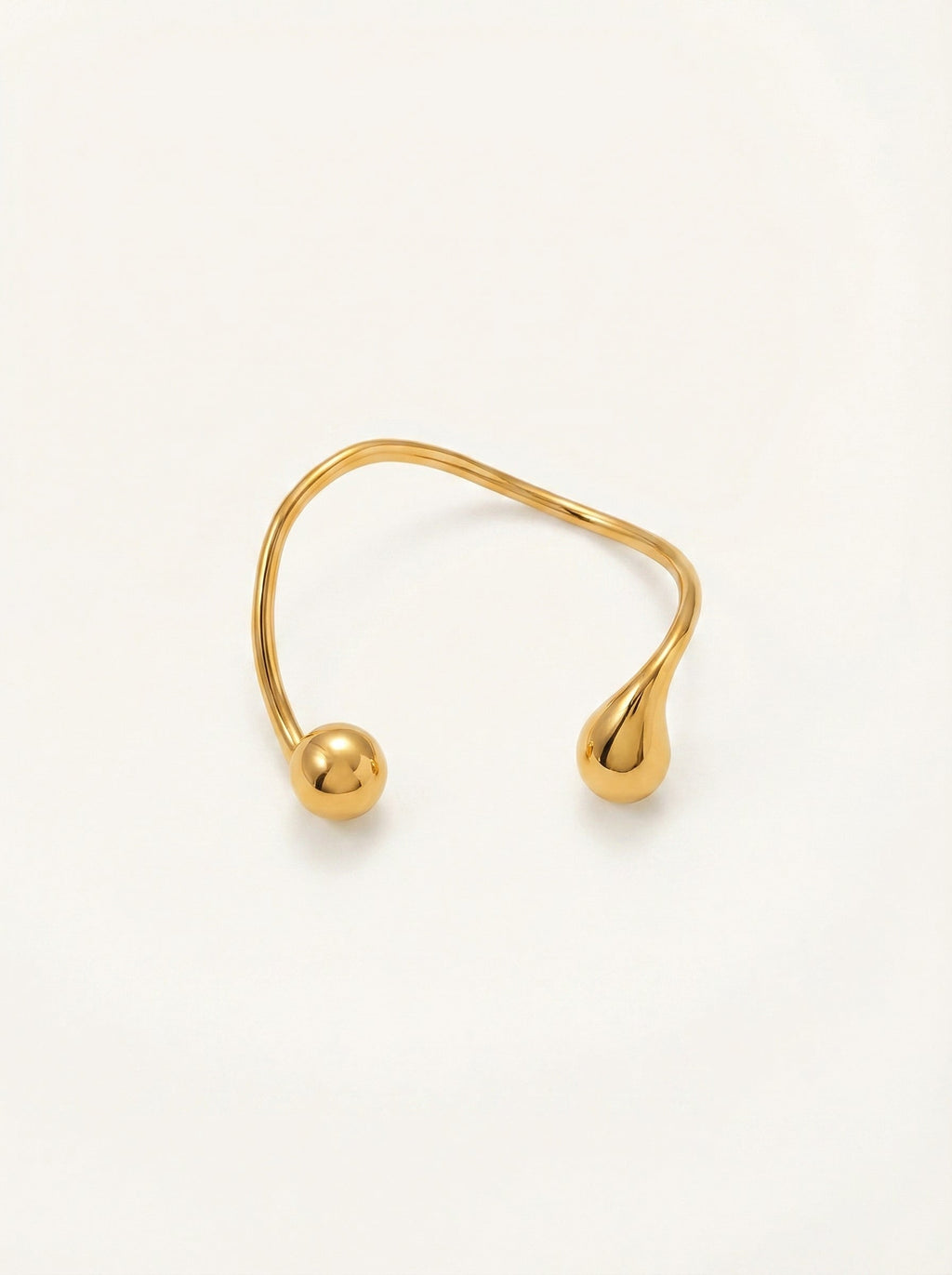 The Goutte Cuff