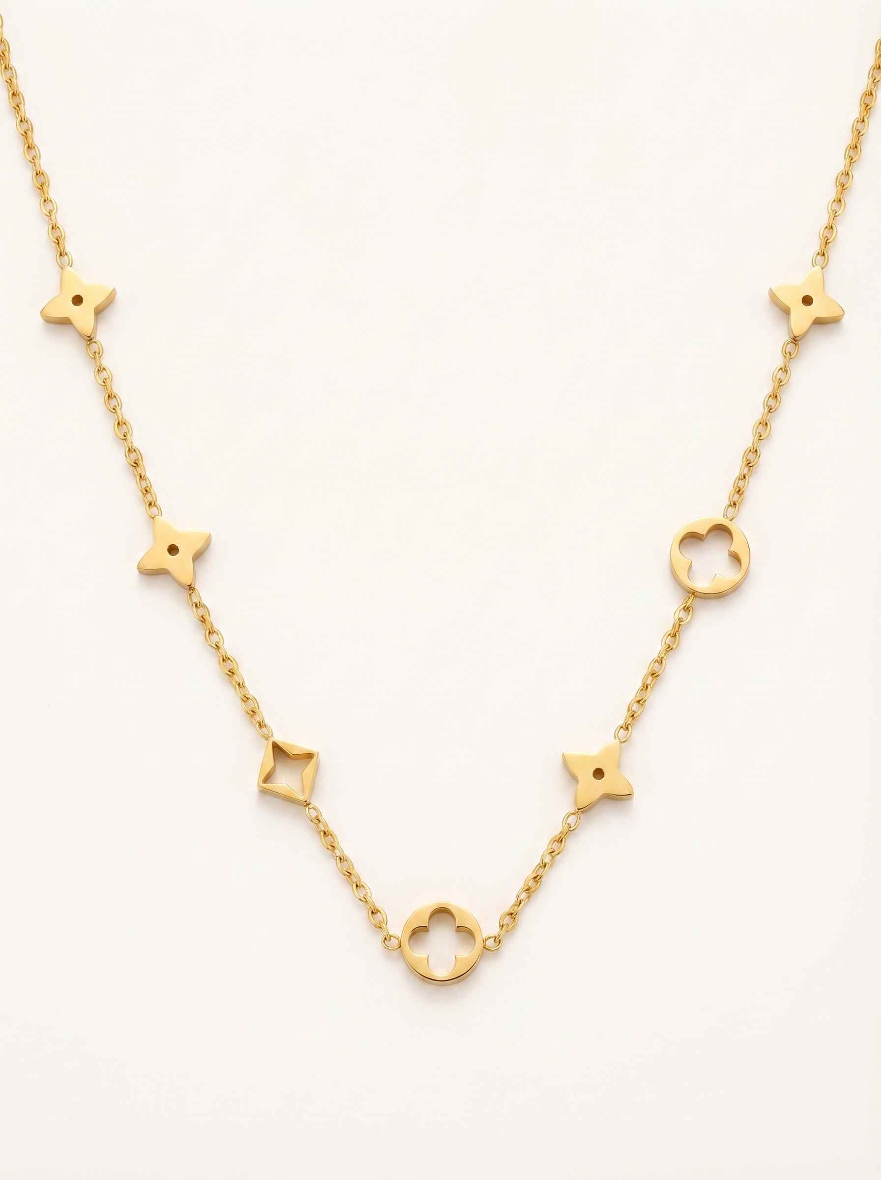 The Trèfle Necklace - Mirellien Jewelry
