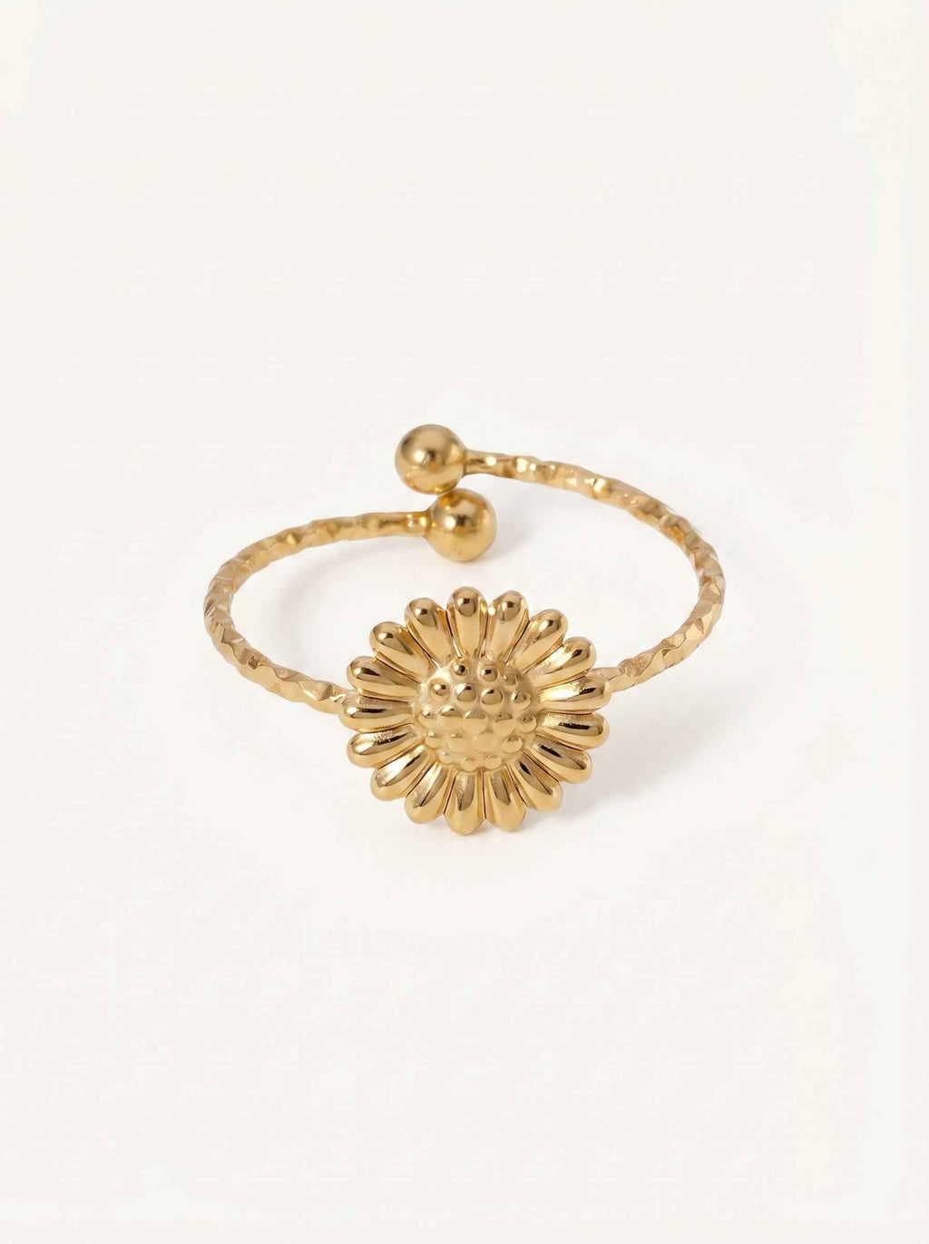 The Marguerite Ring - Mirellien Jewelry