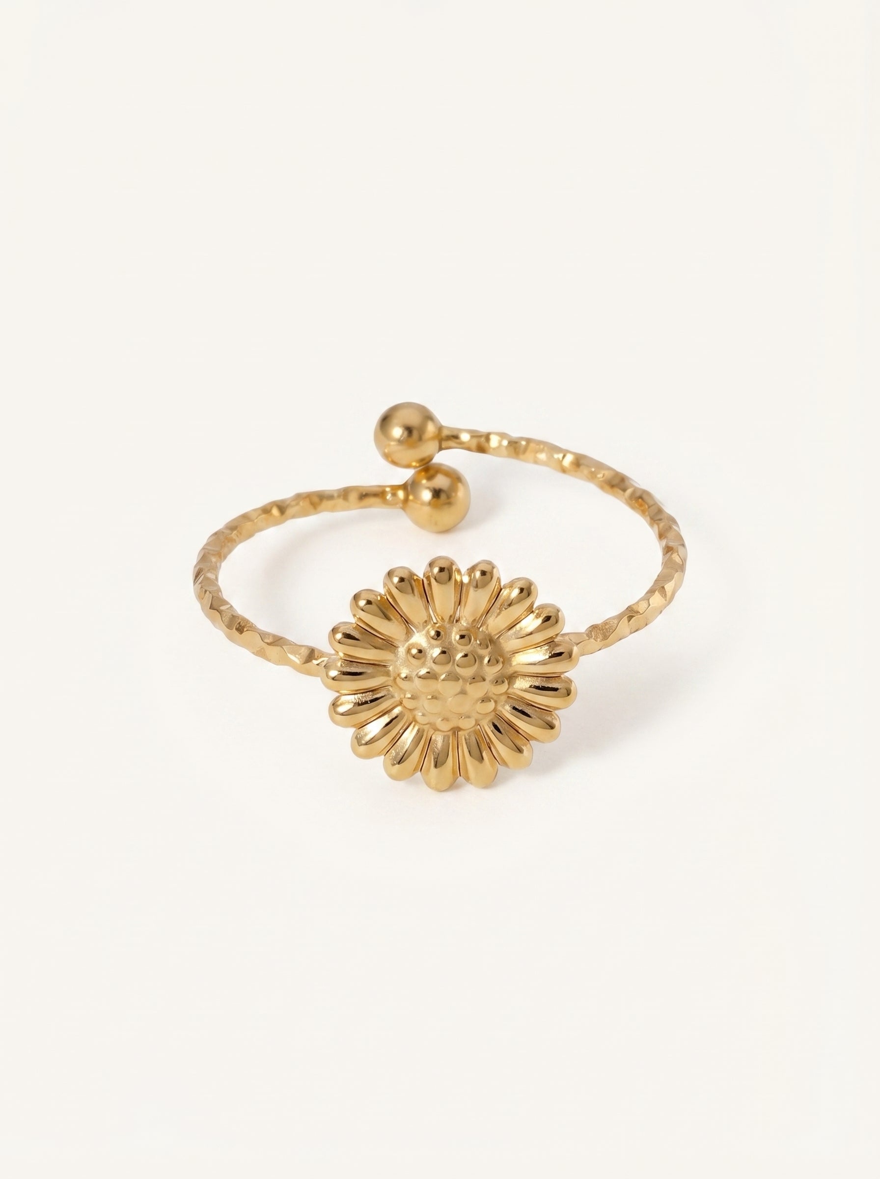 The Marguerite Ring