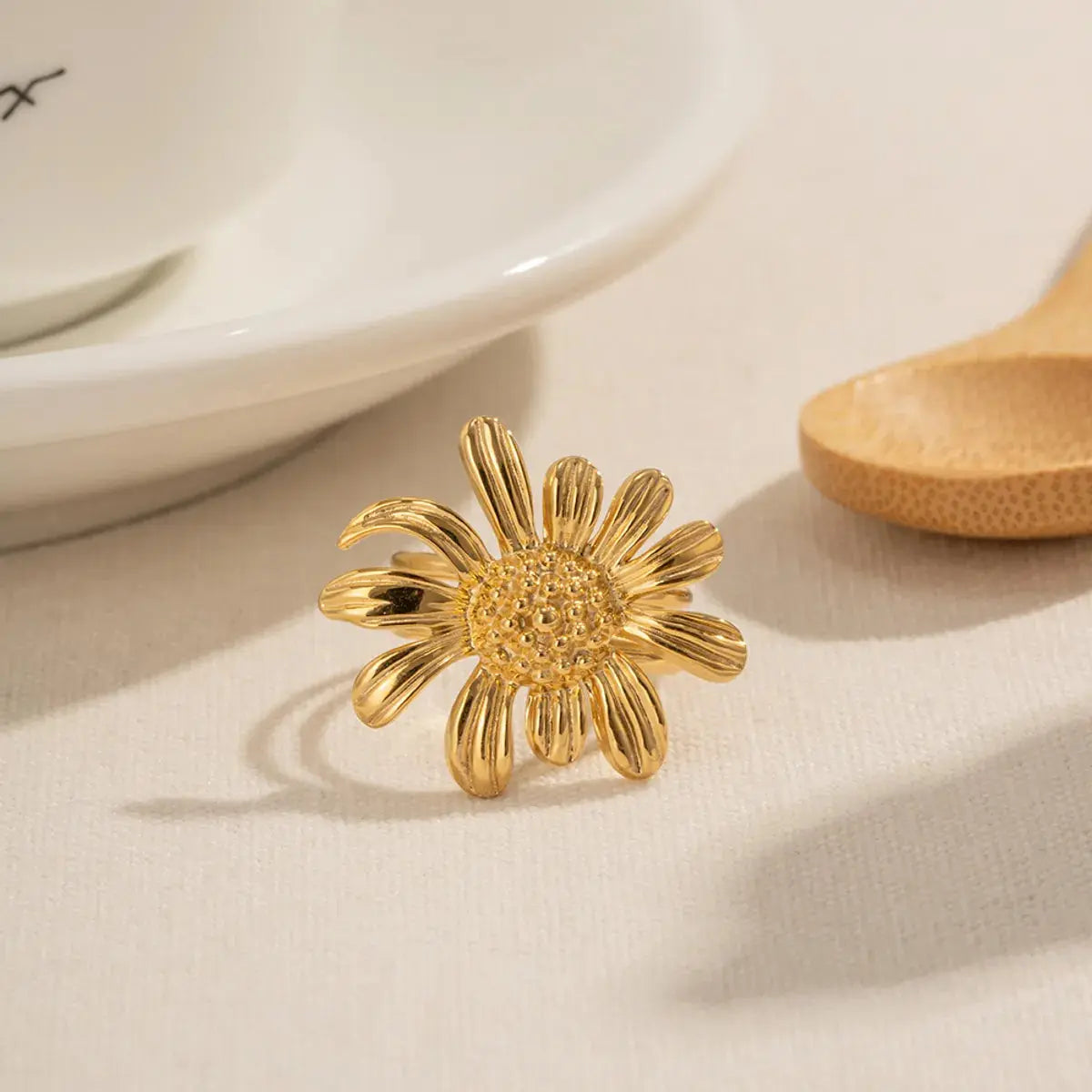 Sunflower Stainless Steel Plating 18k Gold Plated Open Ring MIRELLIEN