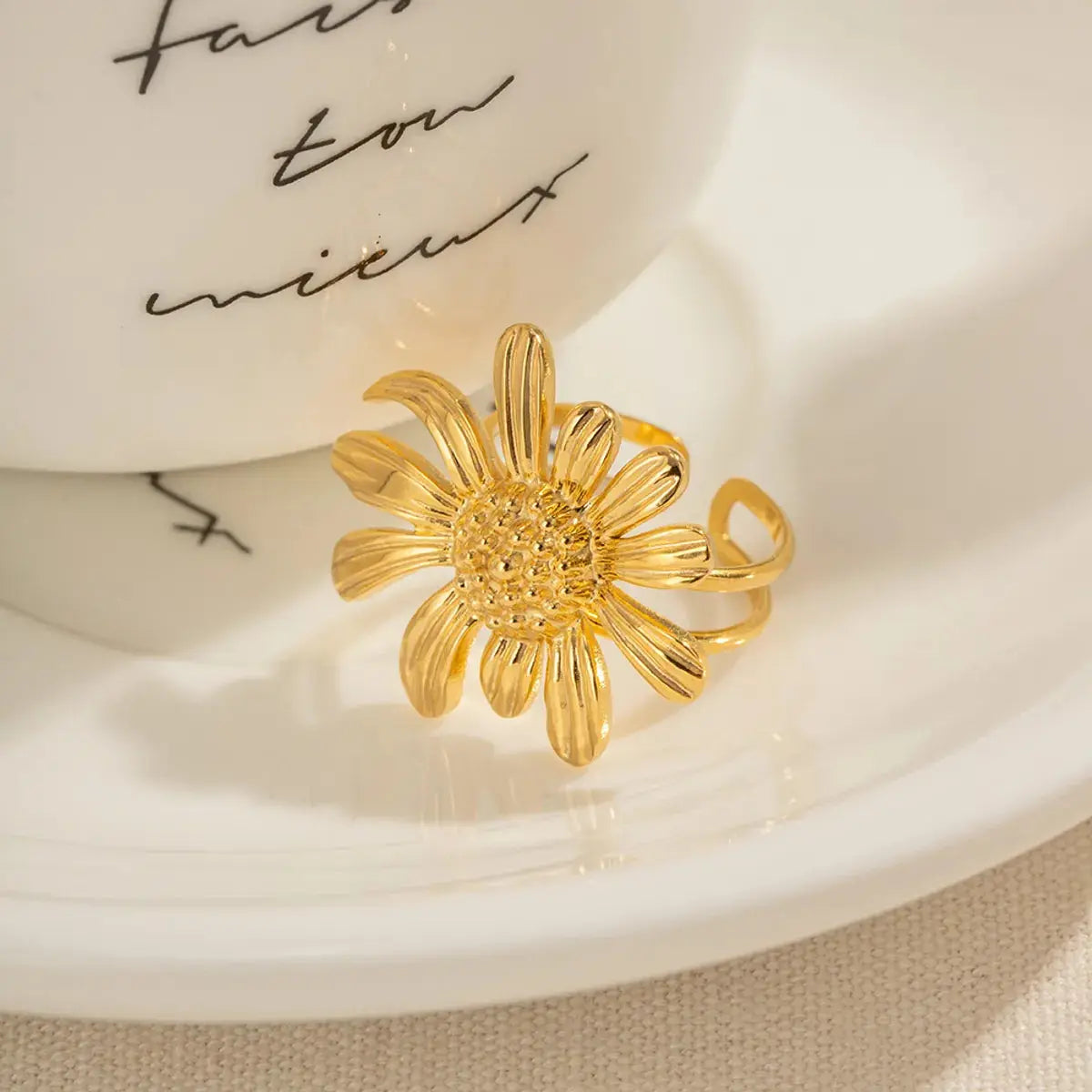Sunflower Stainless Steel Plating 18k Gold Plated Open Ring MIRELLIEN