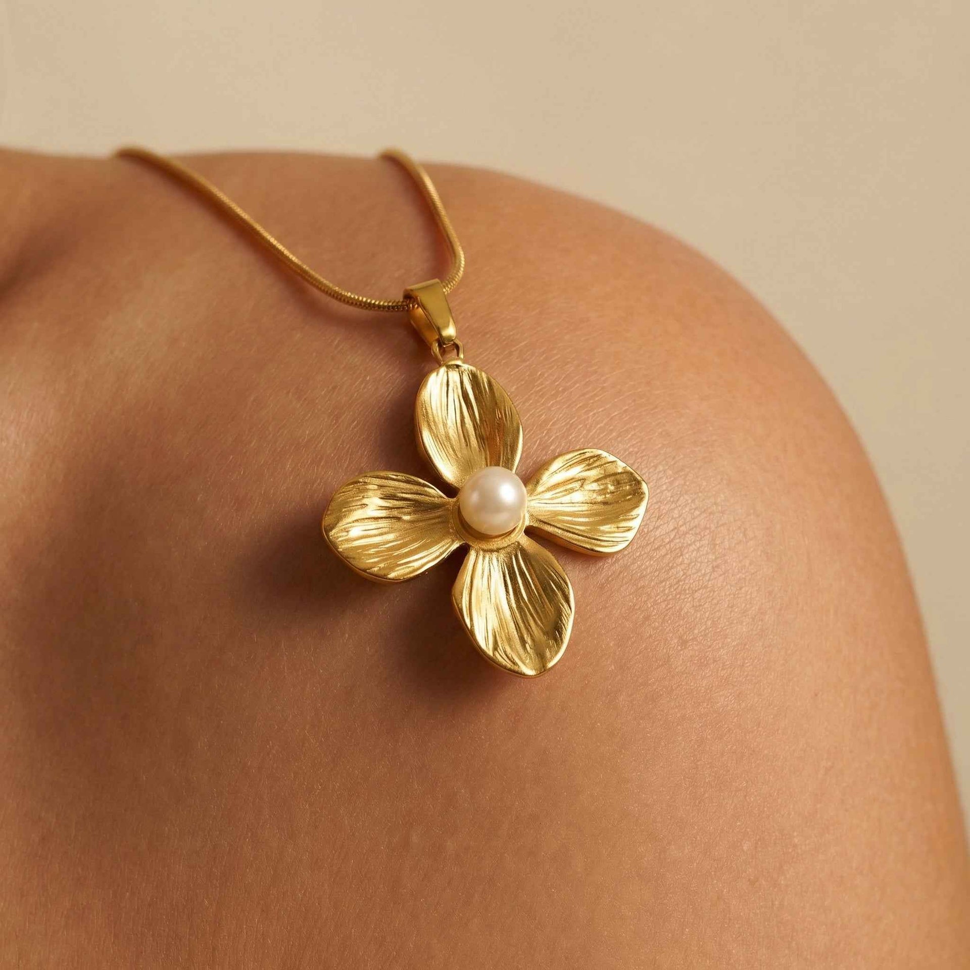 The Flore Necklace - Mirellien Jewelry