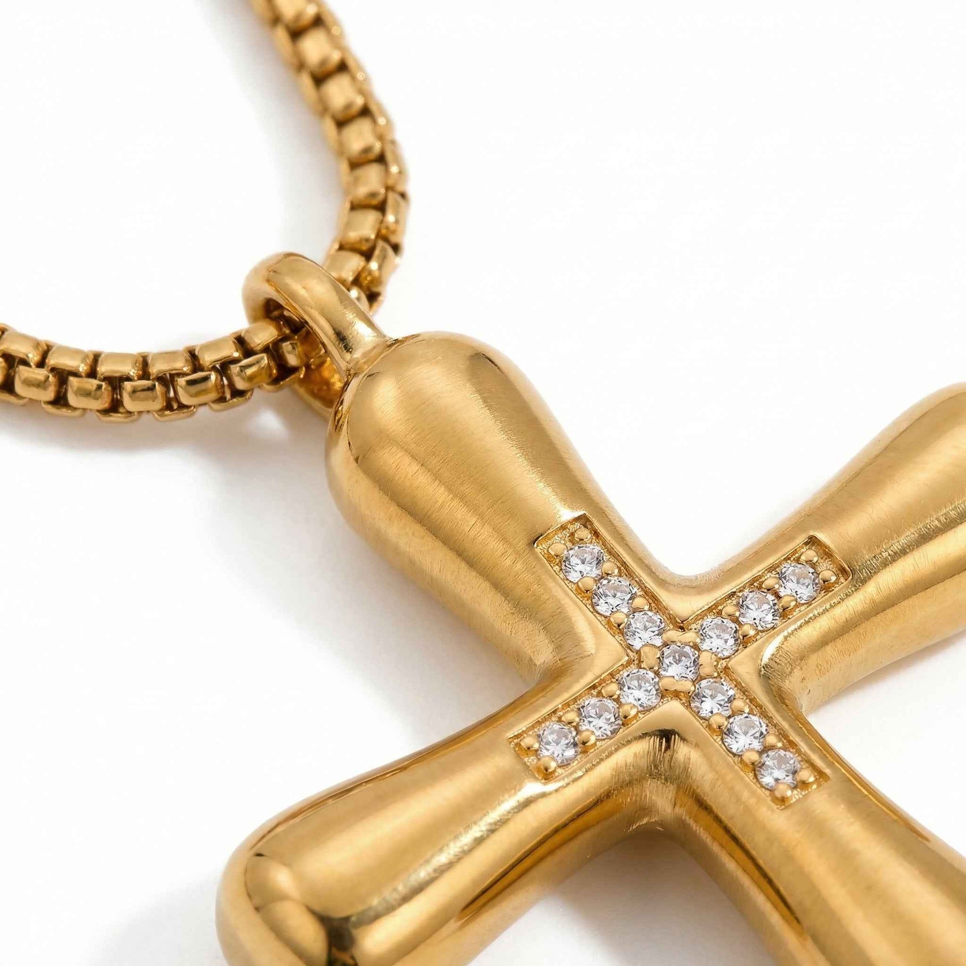 The Croix Necklace