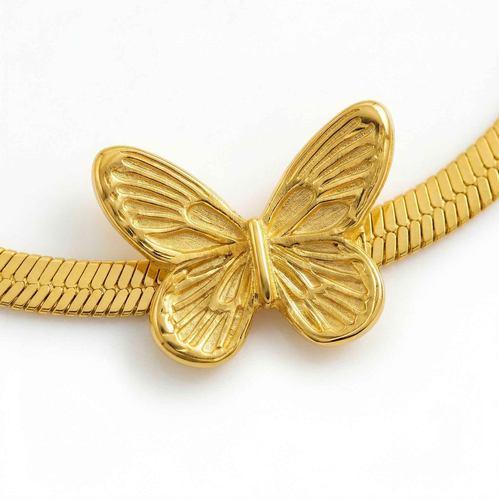 The Papillon Necklace - Mirellien Jewelry