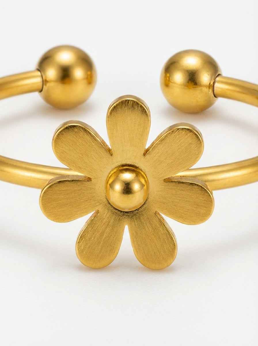 The Fleuret Ring - Mirellien Jewelry