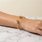 The Goutte Cuff