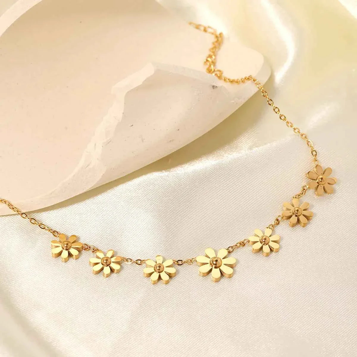 Geometric Flower Bracelet