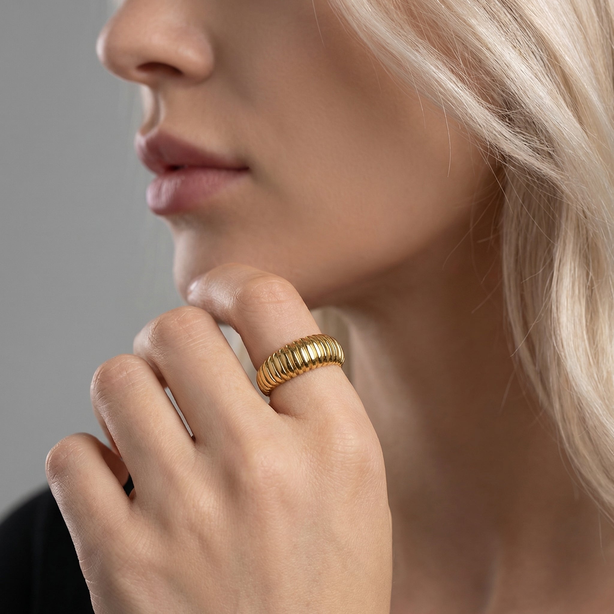 The Croissant Ring