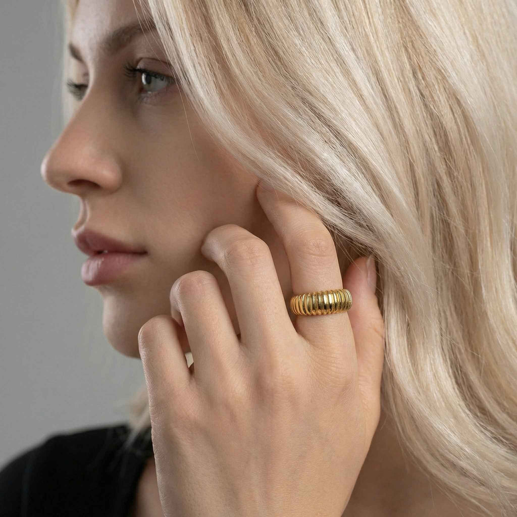 The Croissant Ring - Mirellien Jewelry