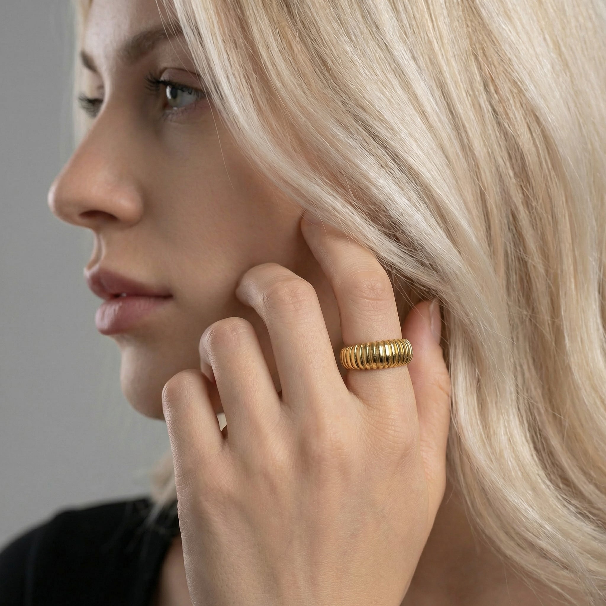 The Croissant Ring