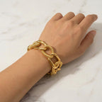 The Chaîne Cuff