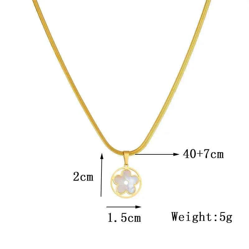 Flower Pendant Necklace