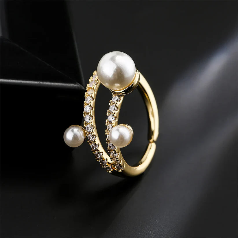 Zircon Pearl Geometric Ring MIRELLIEN