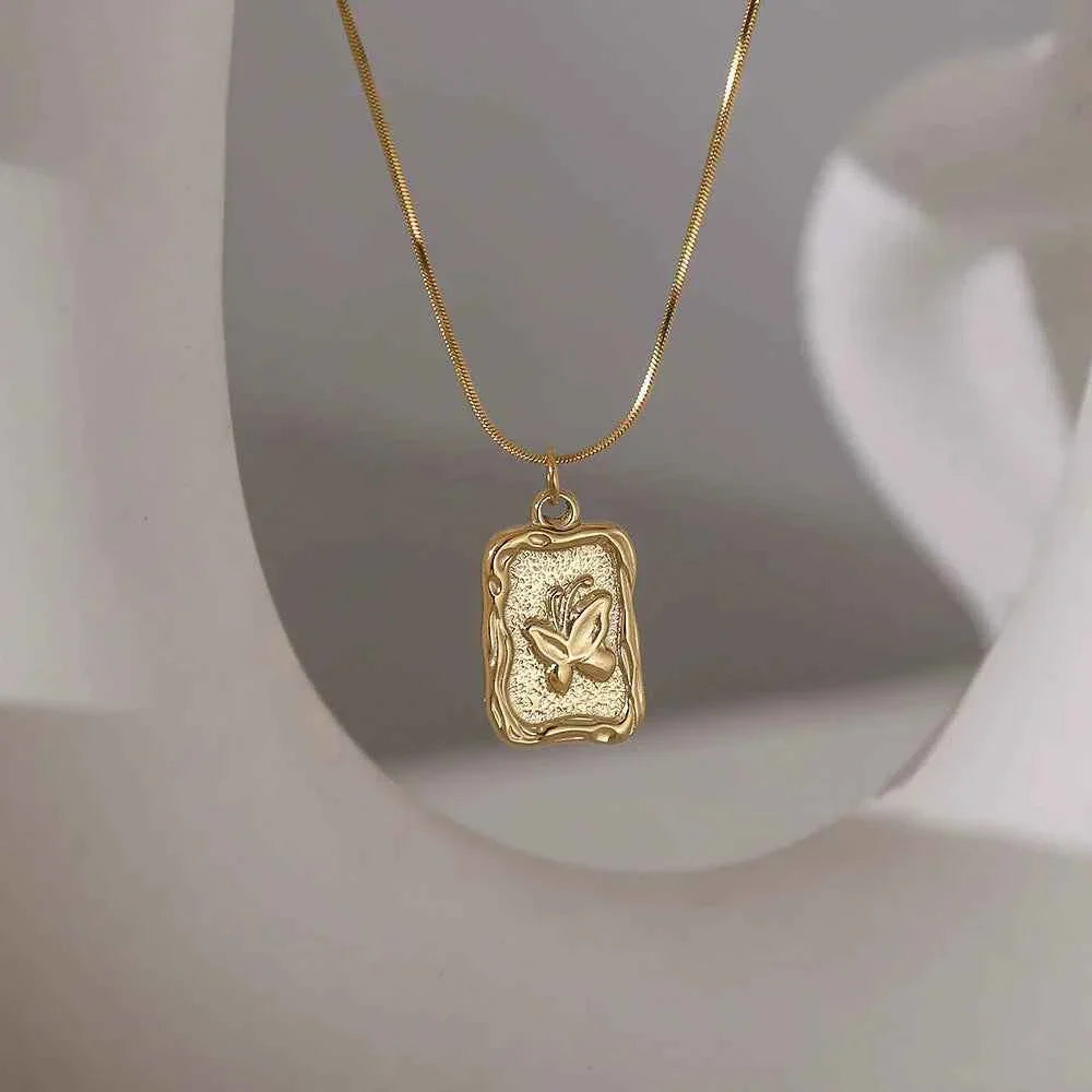 Retro Butterfly Pendant Necklace