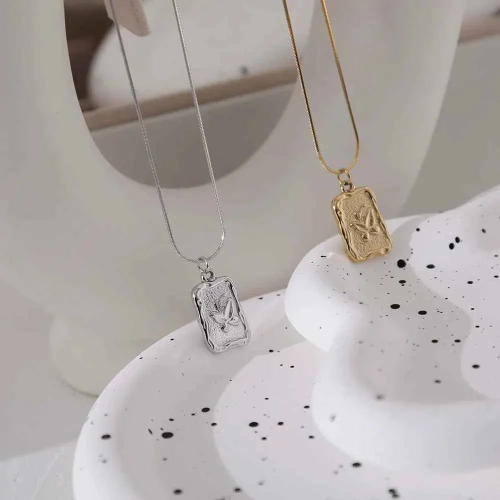 Retro Butterfly Pendant Necklace