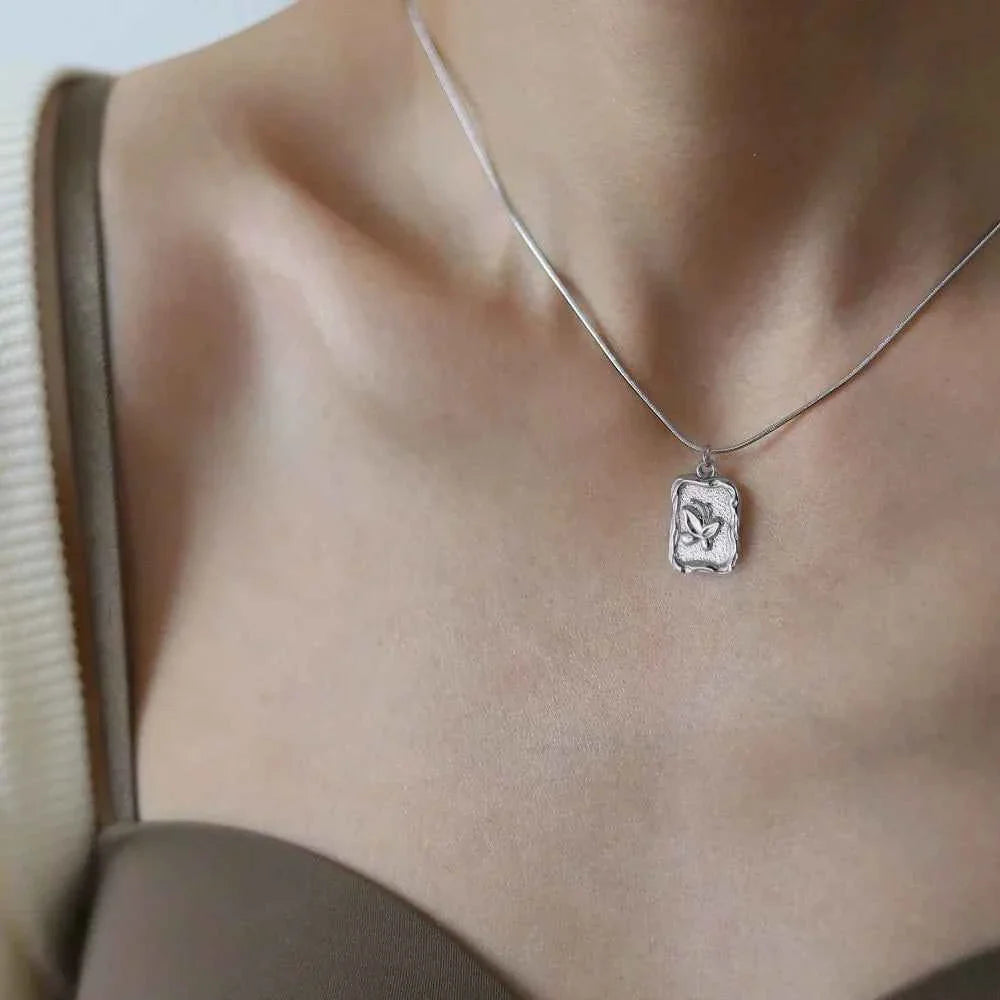 Retro Butterfly Pendant Necklace
