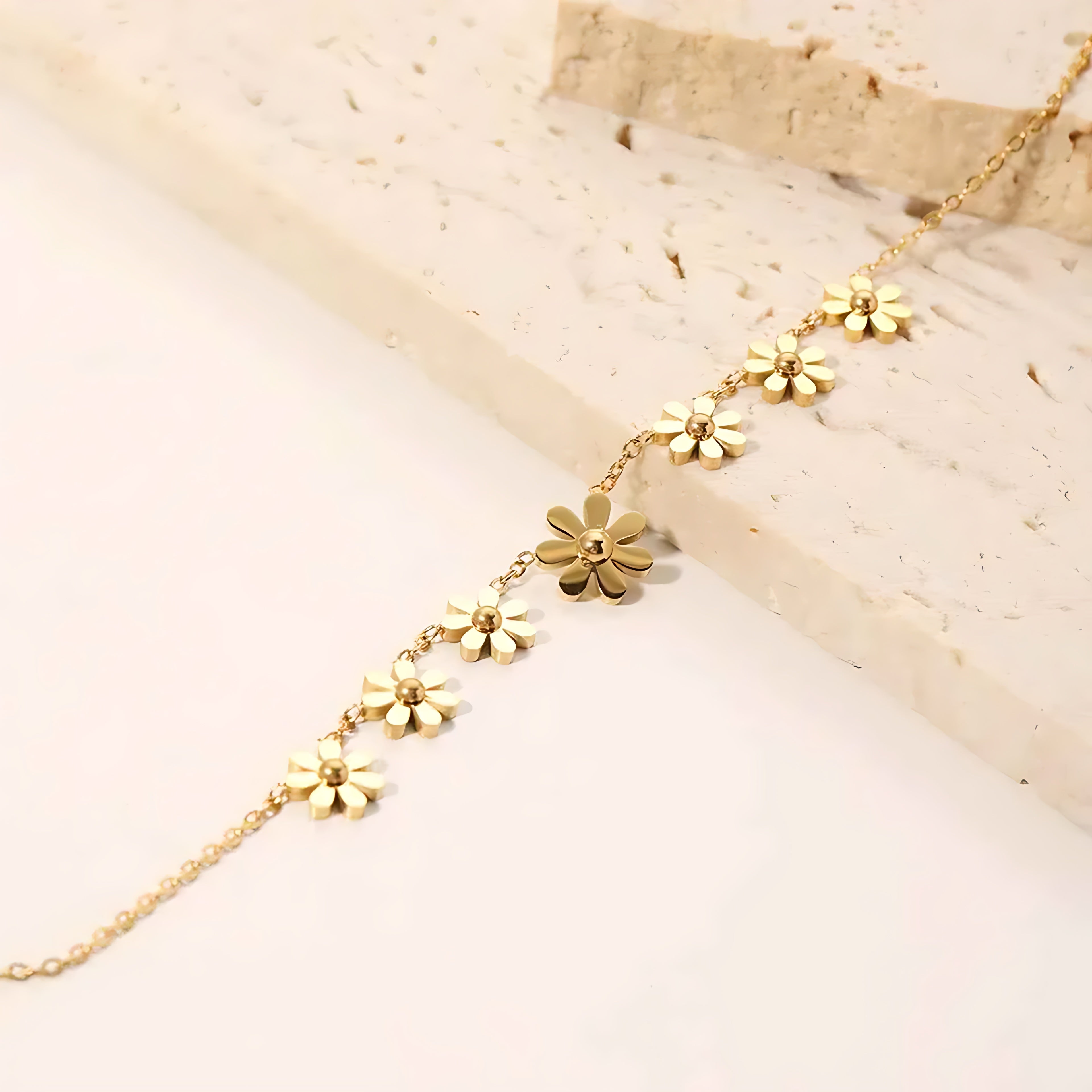 Geometric Flower Bracelet - Mirellien Jewelry