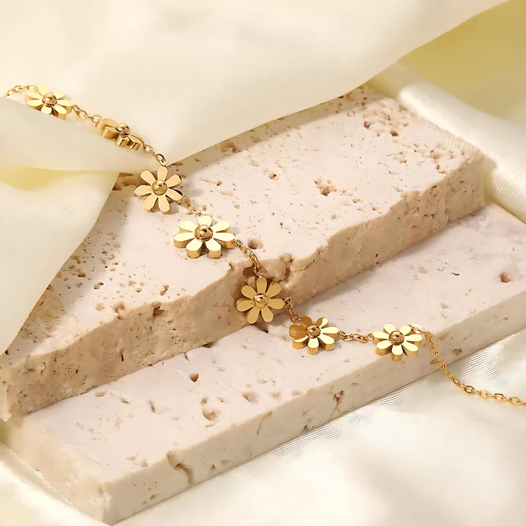 Geometric Flower Bracelet - Mirellien Jewelry