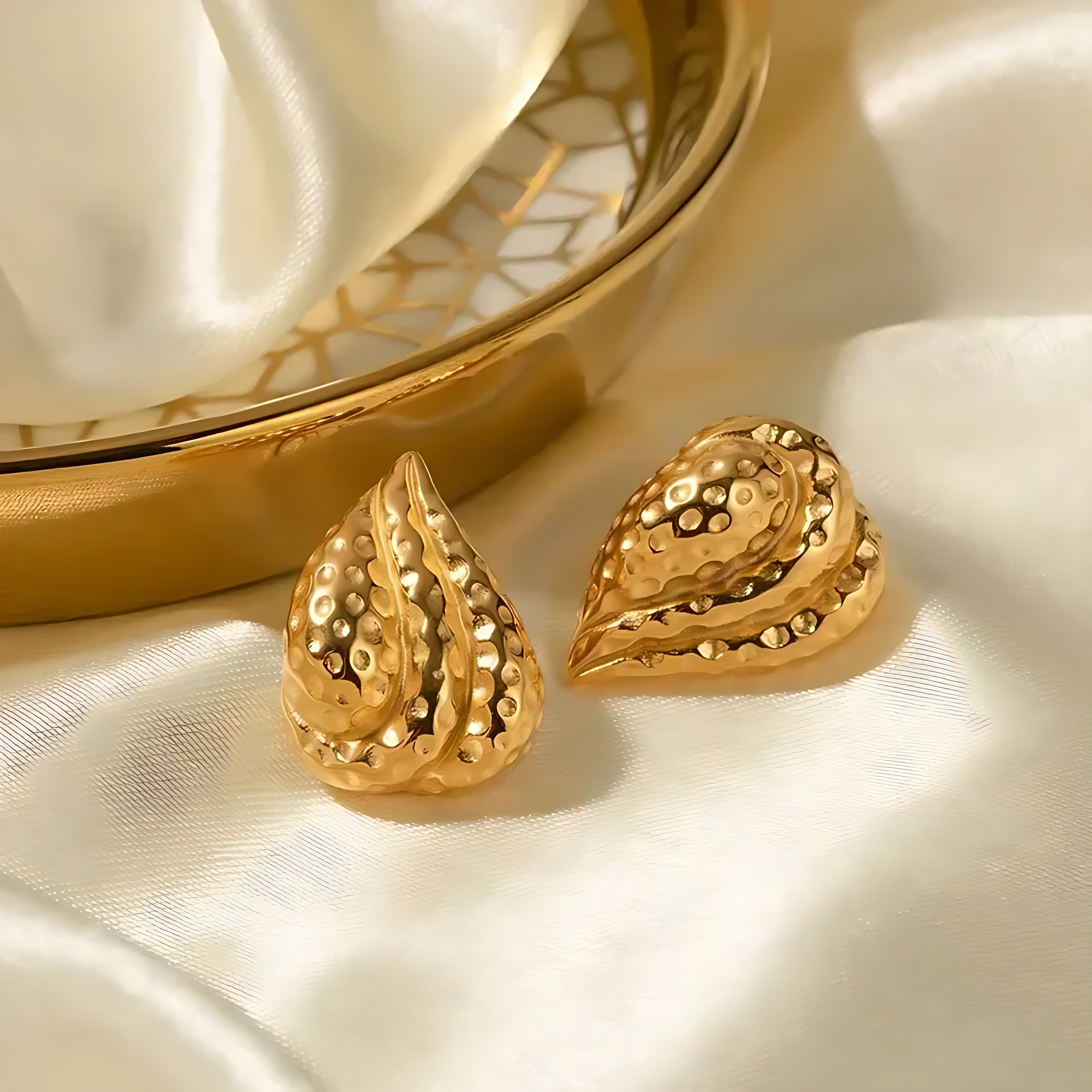 Hammered Hoops - Mirellien Jewelry