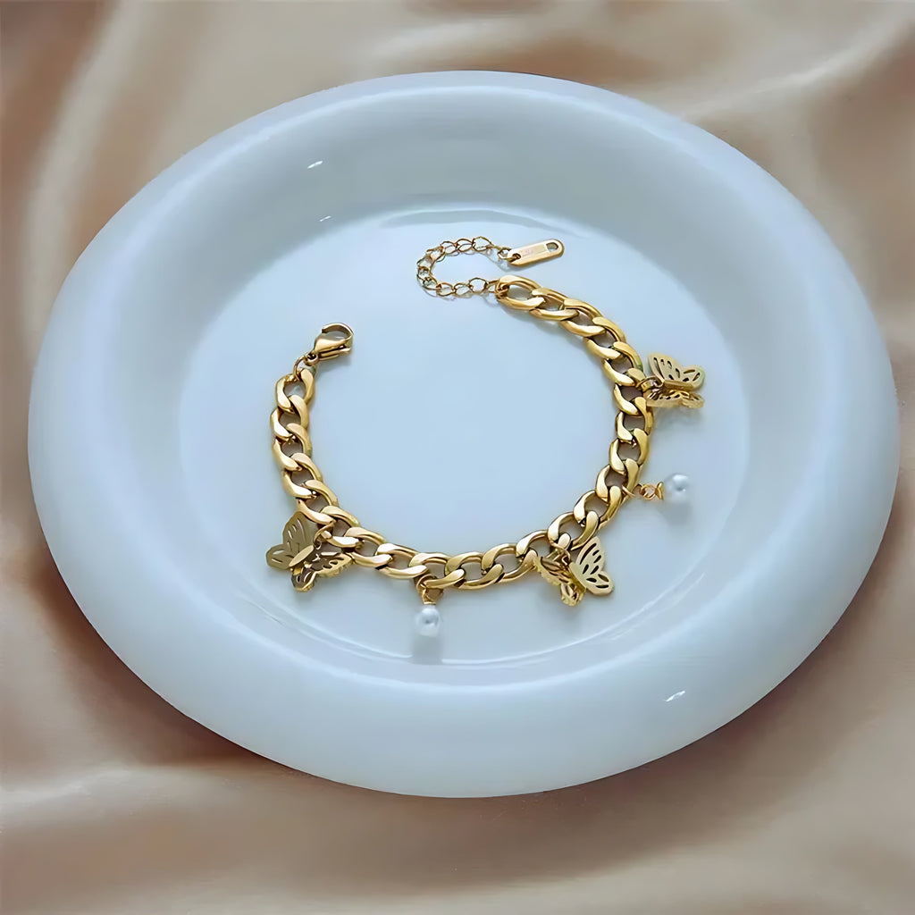 Pearl & Butterfly Bracelet - Mirellien Jewelry