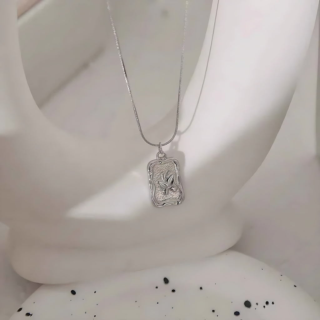 Retro Butterfly Pendant Necklace - Mirellien Jewelry