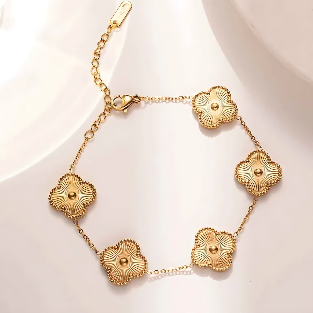 Leaf Clover Bracelet - Mirellien Jewelry