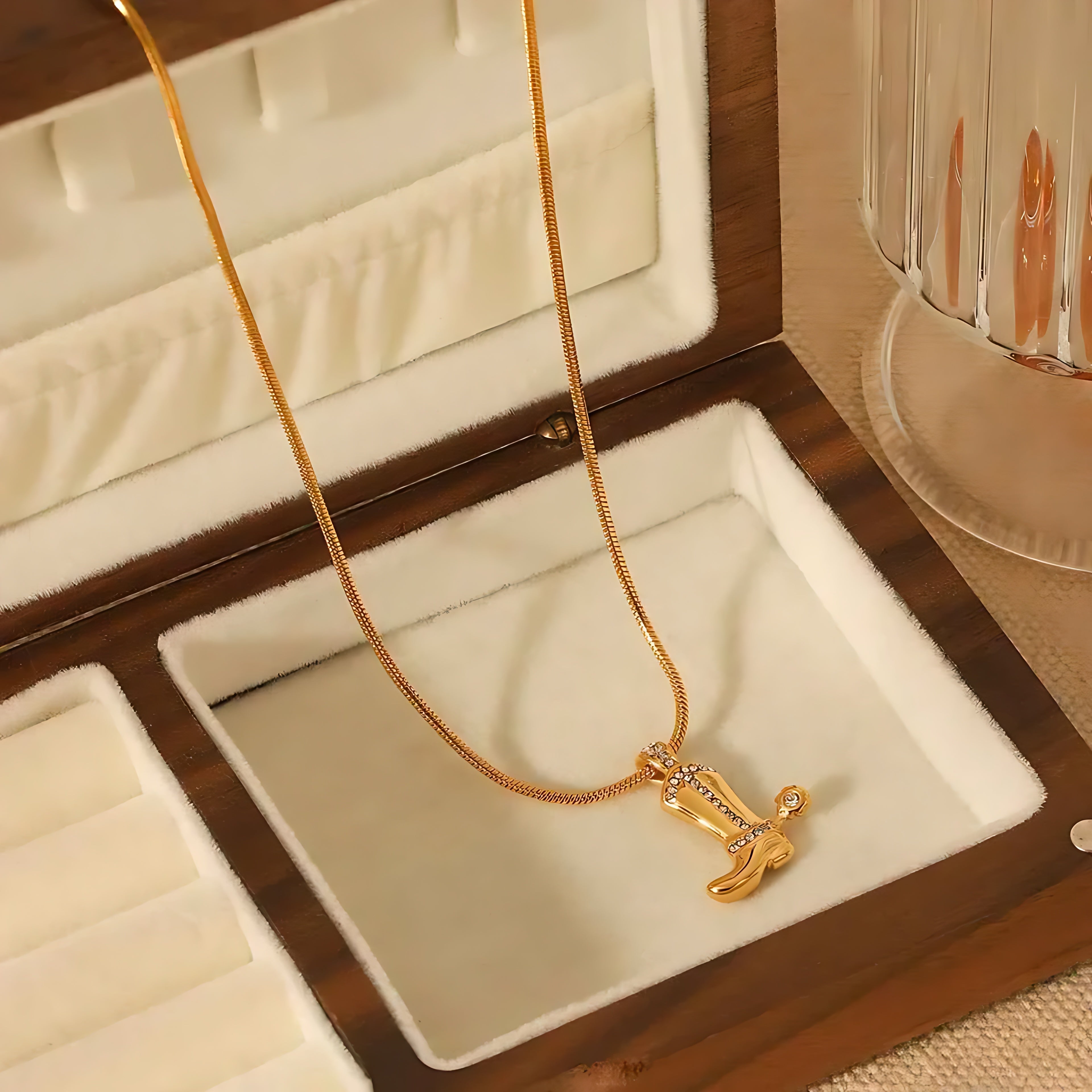 Geometric Pendant Necklace - Mirellien Jewelry