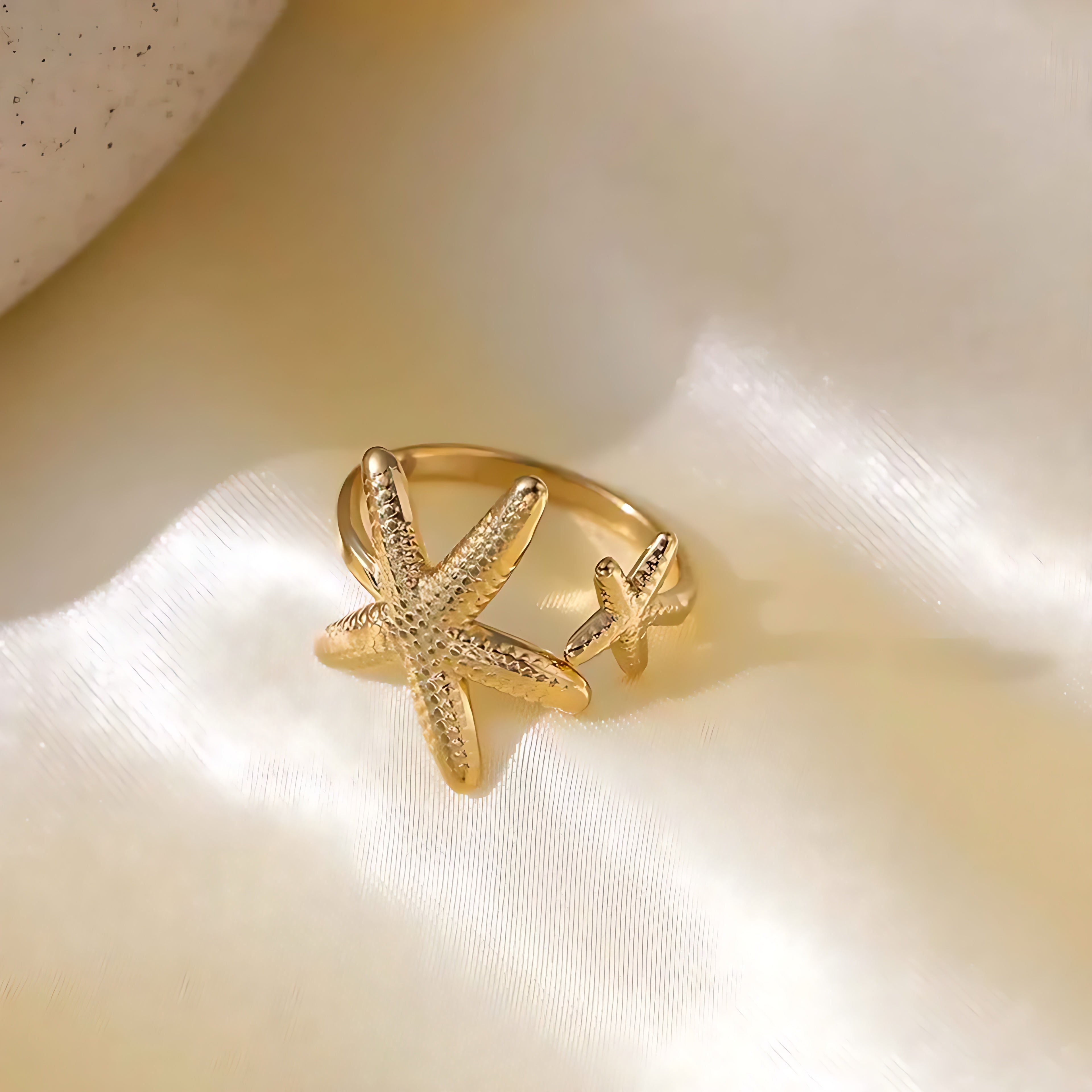 Adjustable Starfish Ring - Mirellien Jewelry