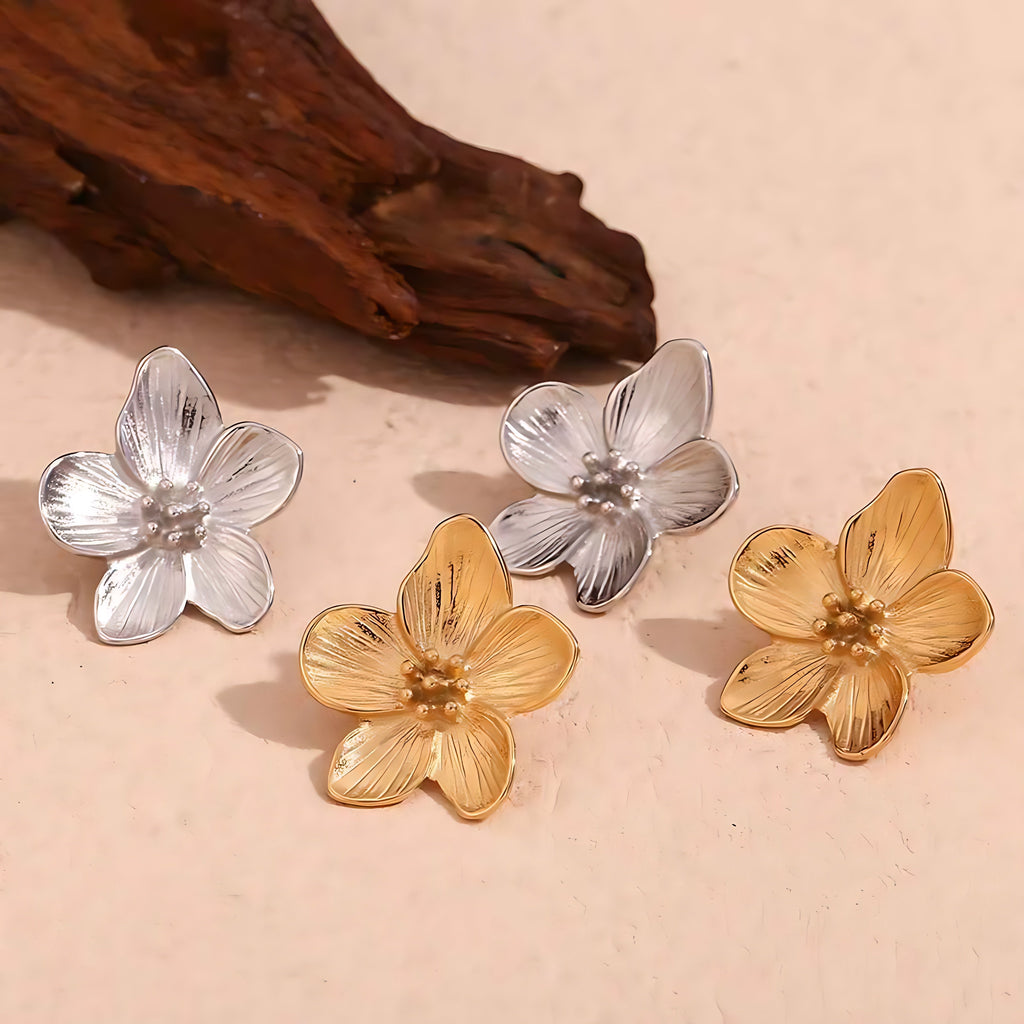 Flower Stud Earrings - Mirellien Jewelry