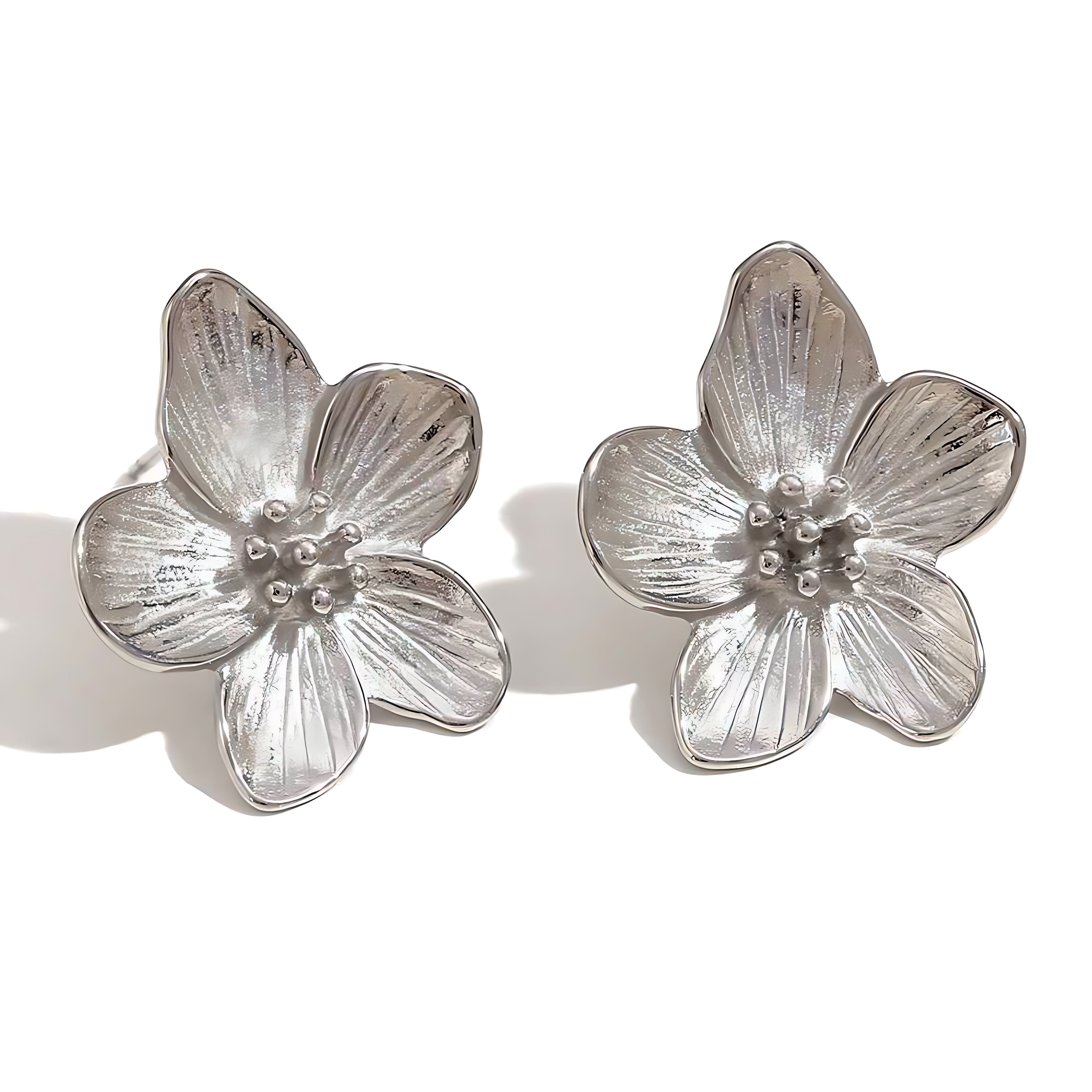 Flower Stud Earrings - Mirellien Jewelry