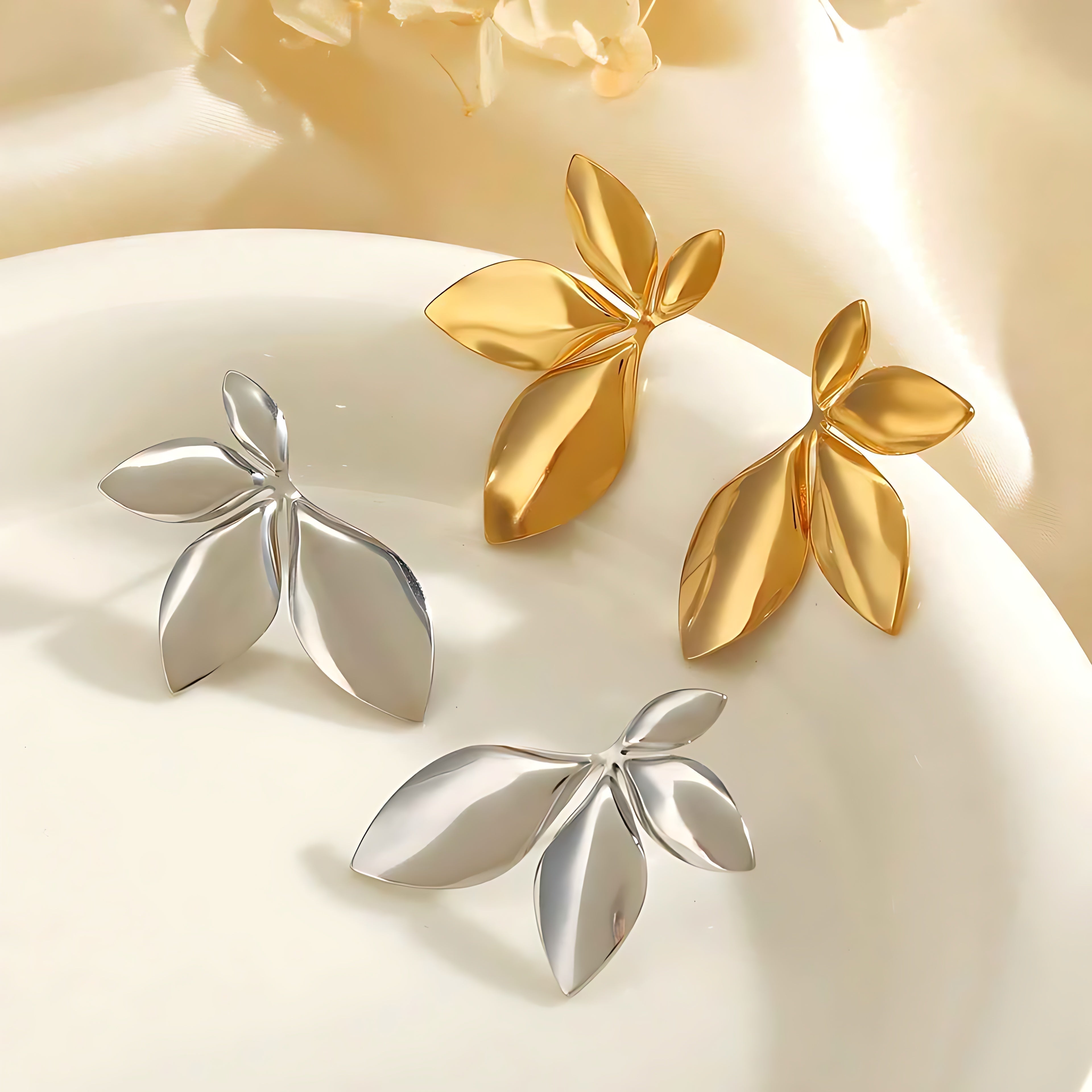 Leaf Asymmetric Earrings - Mirellien Jewelry