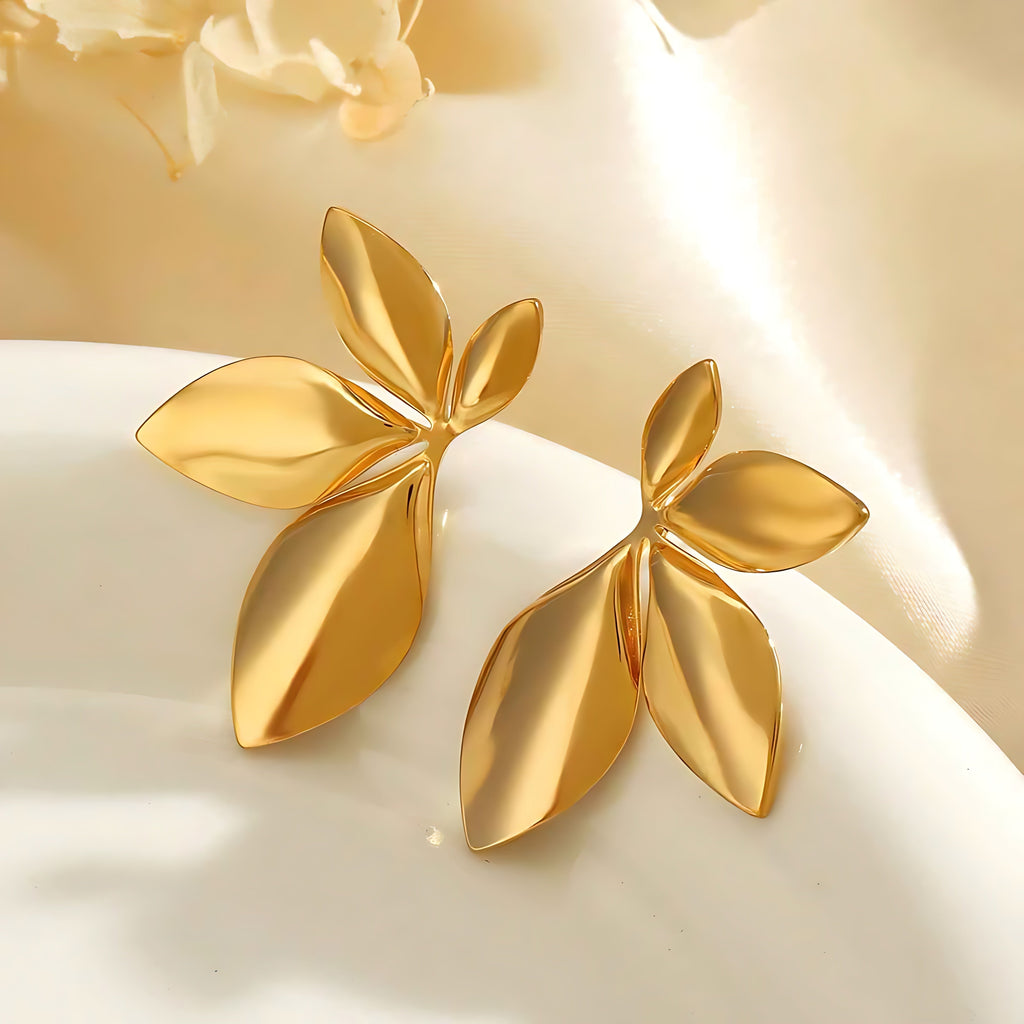 Leaf Asymmetric Earrings - Mirellien Jewelry