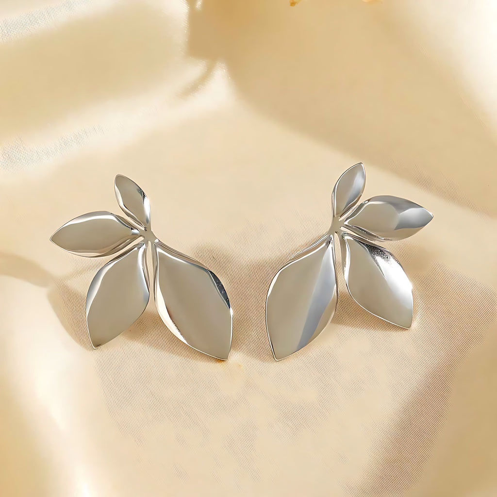 Leaf Asymmetric Earrings - Mirellien Jewelry