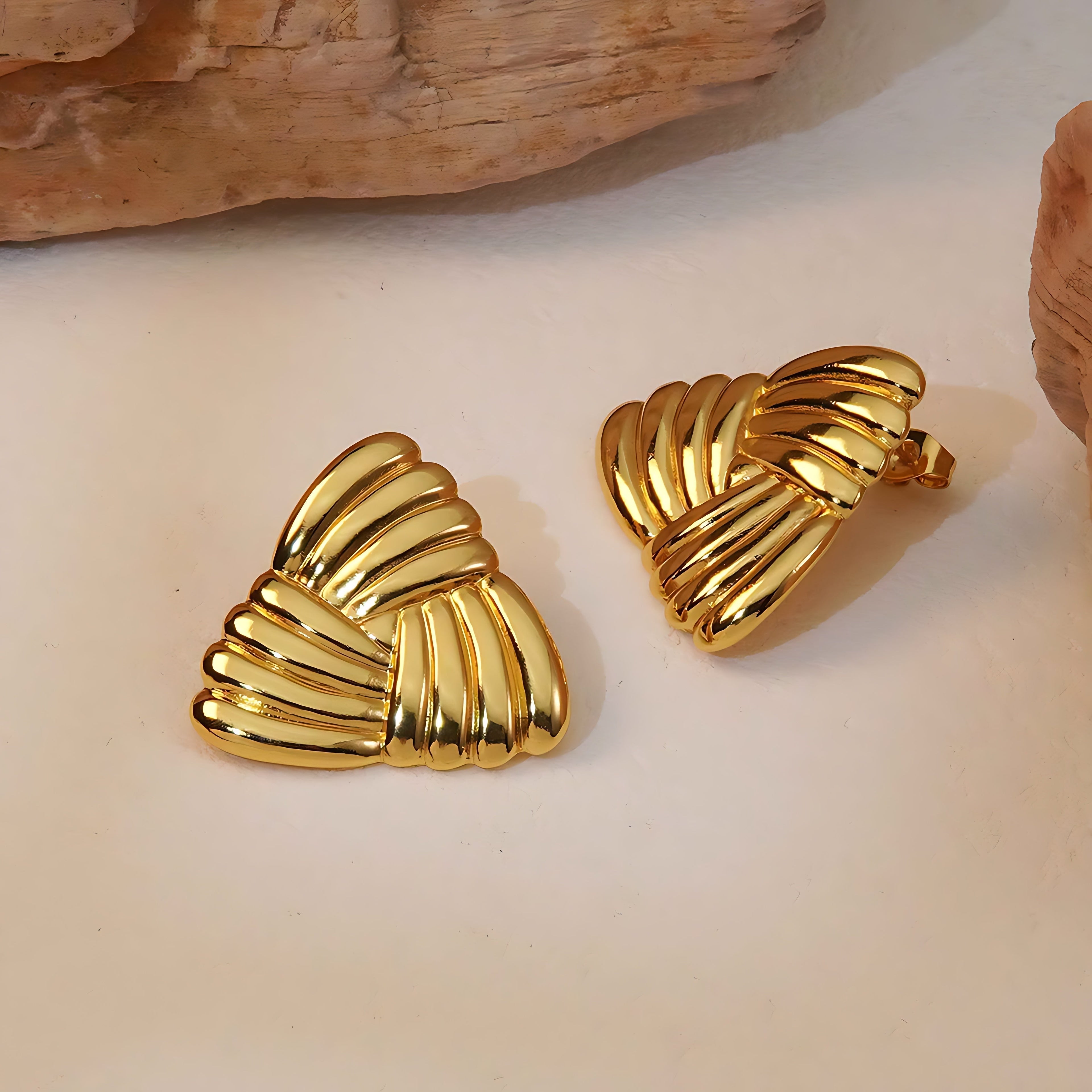 Geometric Triangle Earrings - Mirellien Jewelry