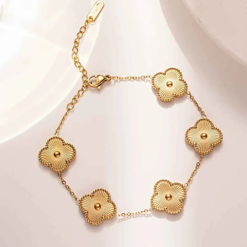 Leaf Clover Bracelet